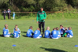 首尔足球队晋级，迈向冠军之路  第2张